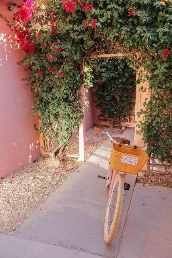 Hotel Les Cactus Palm Springs Exterior foto